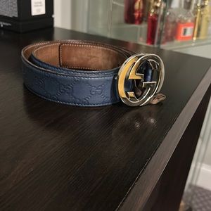 Blue gucci belt size 36 fit 31-34 waist